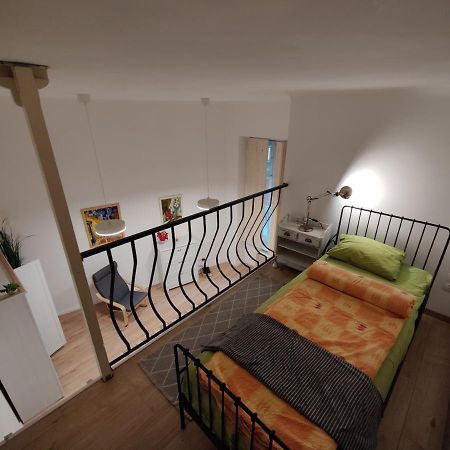 Calm, Artistic Apartment 9Th Distric Central City Budapest Luaran gambar