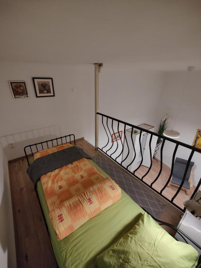 Calm, Artistic Apartment 9Th Distric Central City Budapest Luaran gambar